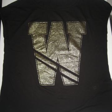 CRNA MAJICA S ZLATNIM DETALJIMA vel. 40/42 - NOVO