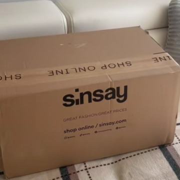 20 kom razne ženske odjeće sve veličine za 25 eur