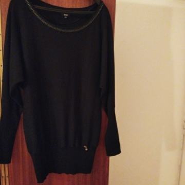 Ženska majica/pulover+broš