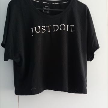 Nike dri-fit majica za trening