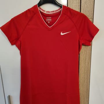 Nike Pro Combat, ženska Dri-Fit majica, Vel.XS