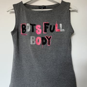 Oviesse majica vl.M/ RASPRODAJA