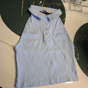 PLAVA MAJICA VEL M - NOVO