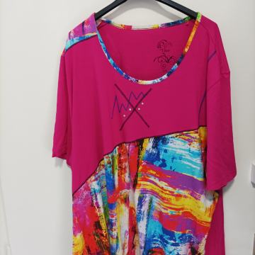 RUŽIČASTA MAJICA 54