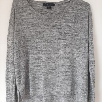 Siva majica 34 New Yorker