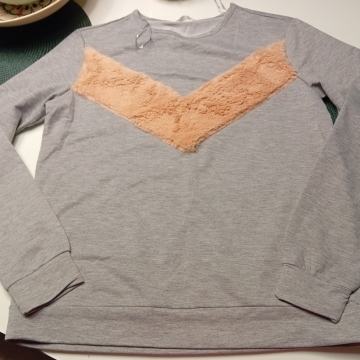 SIVA MAJICA S KRZNENIM DETALJEM vel.M - NOVO