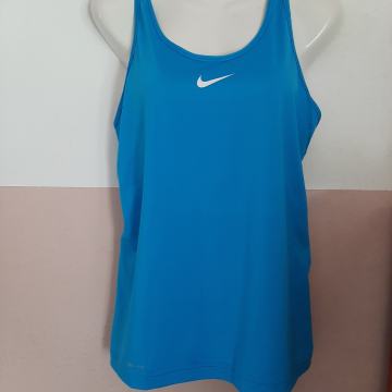 Nova sportska majica Nike