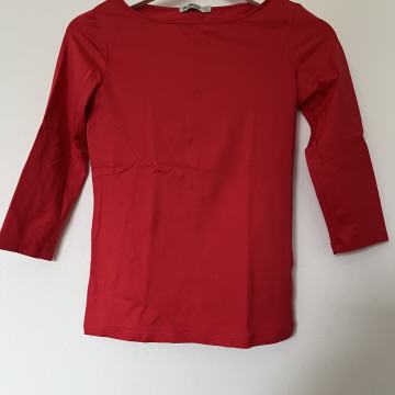 Stradivarius majica vl.M  /TOTALNA ČISTKA