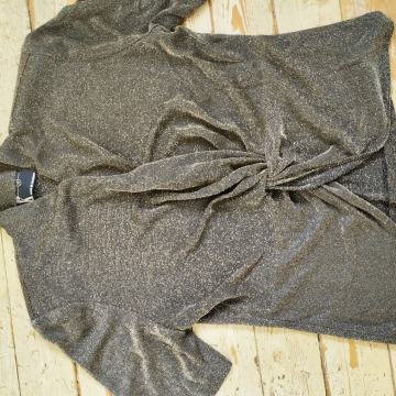 Svečana svjetlucava bluzica