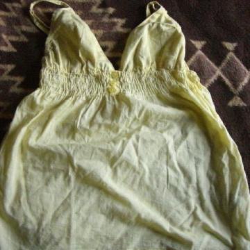 TALLY WEIJL - ŽENSKA LAGANA PAMUČNA MAJICA 34 / 36 S