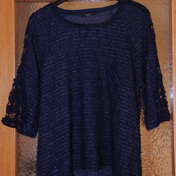 XL ženska svečana majica - novo!