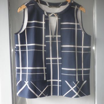 ZARA - ŽENSKA LAGANA LJETNA MAJICA / TUNIKA 40 M