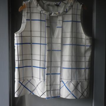 ZARA - ŽENSKA LAGANA LJETNA MAJICA / TUNIKA 40 M