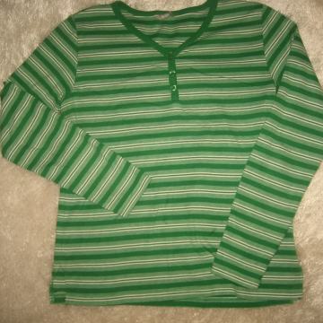 ZELENA MAJICA VEL. 38/40