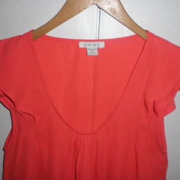 ŽENSKA LAGANA LJETNA MAJICA 32 - 34 XS