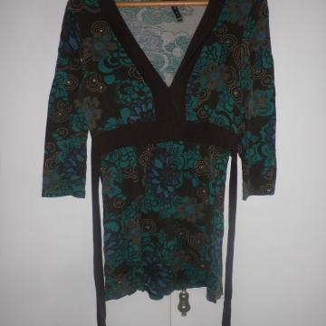 ŽENSKA LAGANA PAMUČNA MAJICA / TUNIKA 34 XS