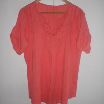 ŽENSKA LAGANA PAMUČNA MAJICA / TUNIKA 42 L