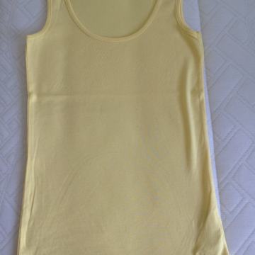 Ženska majica bez rukava.