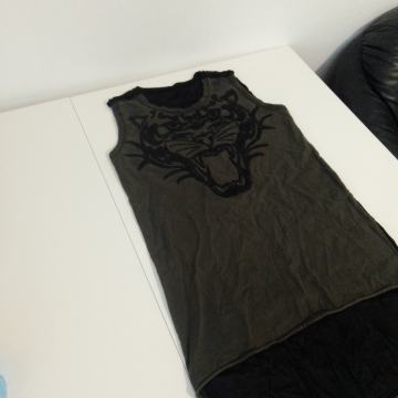 Ženska majica bez rukava Vel.XS Očuvani