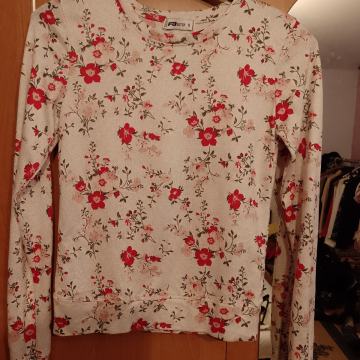 Zenska majica. Vel. S . FB SISTER