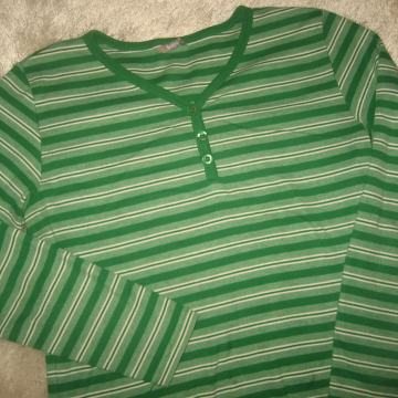 ŽUTA I ZELENA MAJICA  VEL. 38/40  NOVO