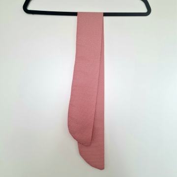 Crvena traka za glavu