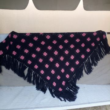 Heklana vunena marama