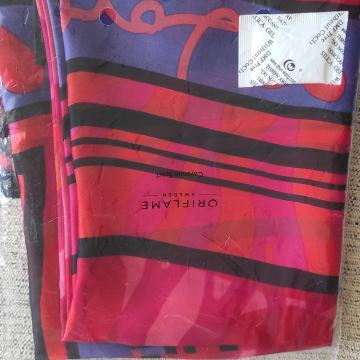 ŽENSKA MARAMA ORIFLAME