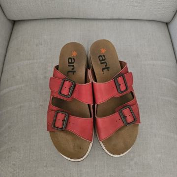 Art kožne natikače original 40