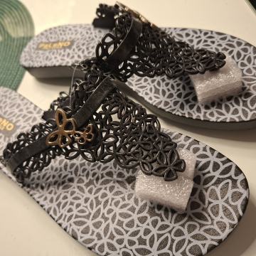 CRNO BIJELE JAPANKE like IPANEMA vel.38 - NOVO