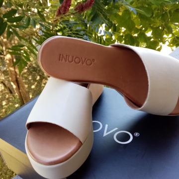 INUOVO, bež nove natikače, veličina 37