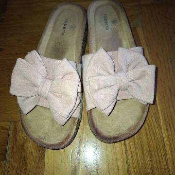 Prljavo roze natikače 38