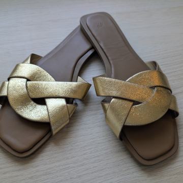 Ravne sandale H&M