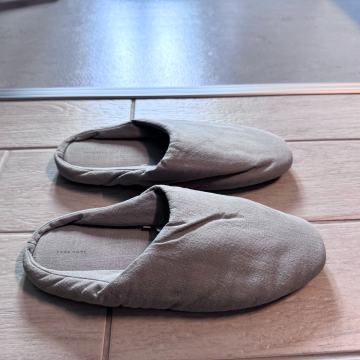 Sive papuče Zara home broj 39 i 40