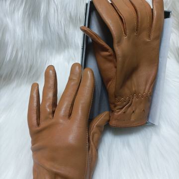 Kožne rukavice, boje konjaka, srednja veličina