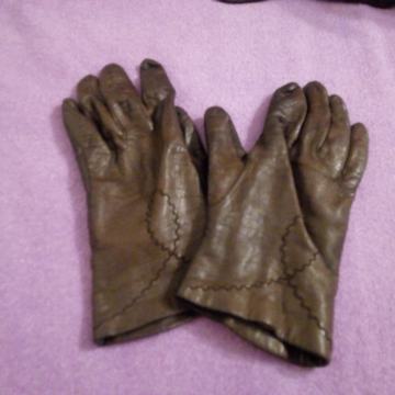 Prodajem ženske rukavice, kožne i podstavljene - povoljno ! i