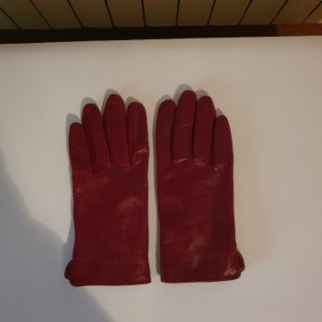 Ženske kožne rukavice