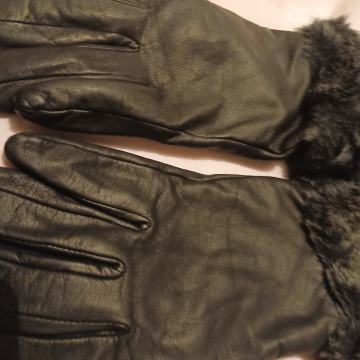 Ženske kožne rukavice --vel.M-razne