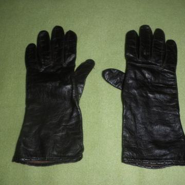 ŽENSKE LAGANE KOŽNE RUKAVICE S