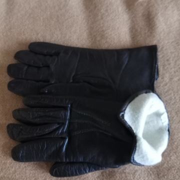 Ženske rukavice-kožne podstavljene