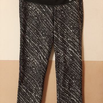 Nove ženske tajice Nike