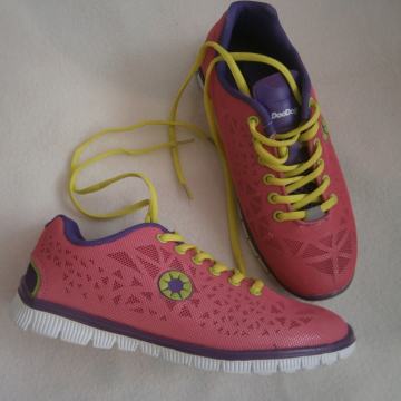 2+1 GRATIS! POTPUNO NOVE, MODERNE TENISICE VEL. 37 - sniženo!