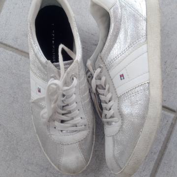 2+1 gratis! Ženske Tommy Hilfiger moderne tenisice, br. 38