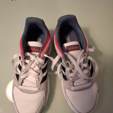 Nove Adidas Chaos tenisice veličina 40