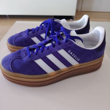 ADIDAS GAZELLE br. 41 1/3