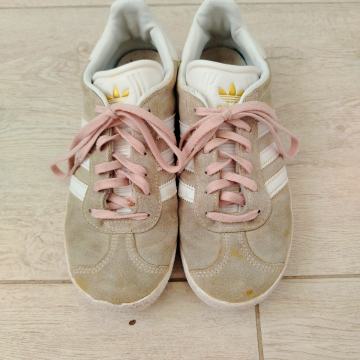 Adidas Gazelle Veličina EU 37 - Koristeno