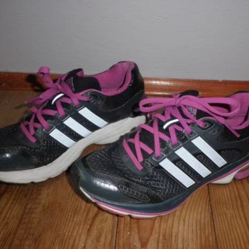 ADIDAS - LAGANE ŽENSKE TENISICE 39