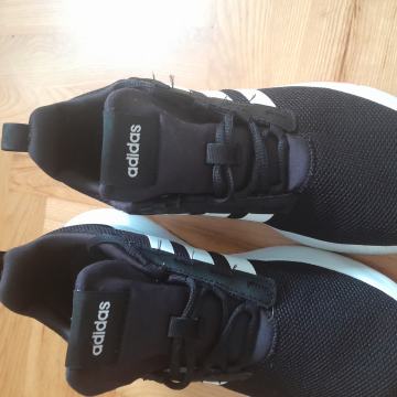 Adidas  tenesice vel.39