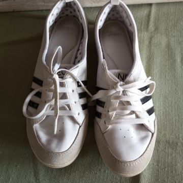 Adidas tenisice br 40