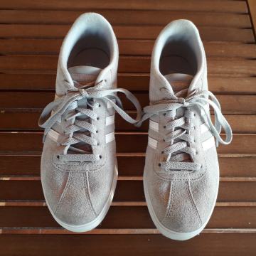 ADIDAS ŽENSKE TENISICE/PATIKE POVOLJNO 19 €, BR 40